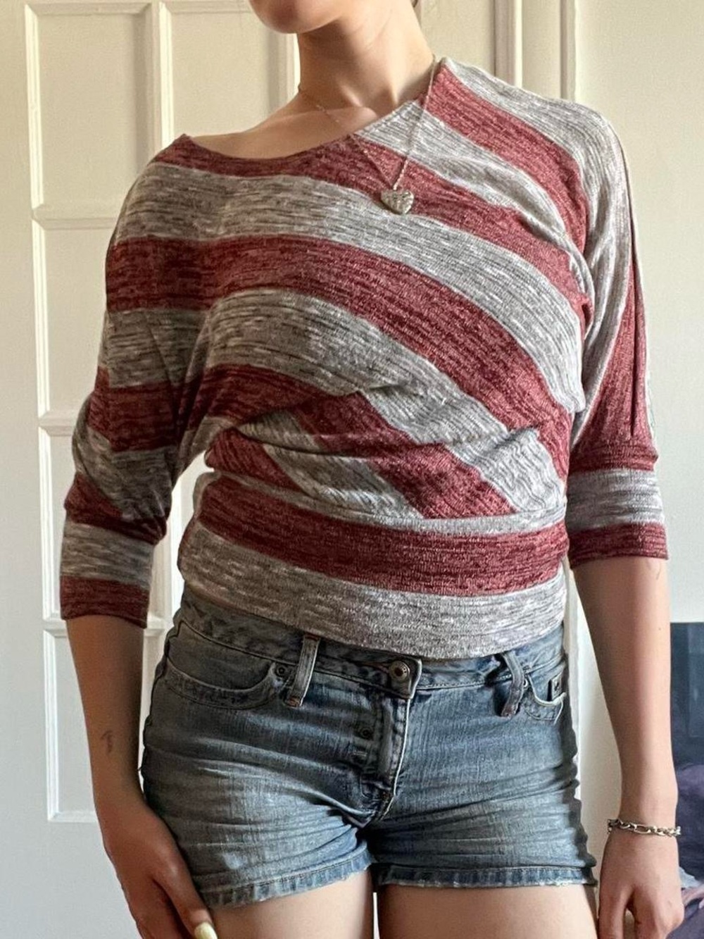 Size Small Grey & Red Colori Top